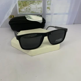 عینک آفتابی هوگو باس مدل 52007 (فریم مشکی مات)