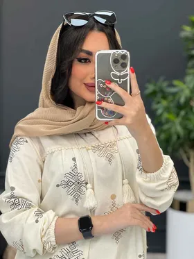 ست مانتو و شلوار جلو بسته منگوله‌دار