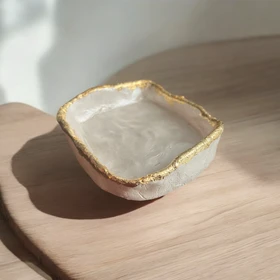 کاسه مربع دفرمه