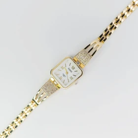 ساعت مچی زنانه مجلسی EHHE نگین‌دار با موتور کوارتز (بند طلایی صفحه سفید)