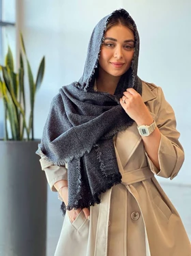 شال پاییزه کتورا (آبی نفتی)