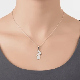 گردنبند دخترانه طرح زن