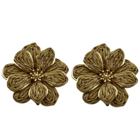 گوشواره زنانه طرح گل شیک و خاص
