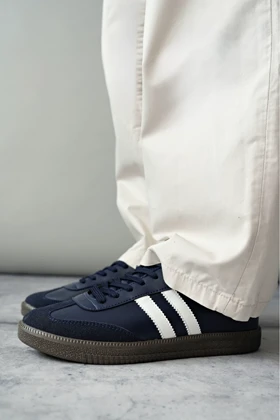 کتانی موگو muggo