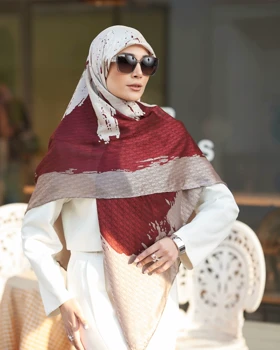 روسری ابریشم ژاکارد قواره 140 30199 (زرشکی)