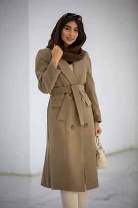 پالتو فوتر زنانه بلند یقه انگلیسی 4 دکمه (کرم تیره)