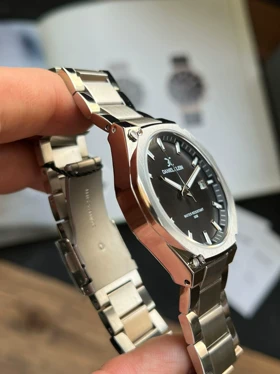 ساعت مچی مردانه دنیل کلین daniel klein اورجینال مدل DK-1-13999-1