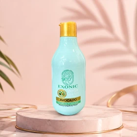 شامپو بدن آووکادو اکسونیک مدل Moisturizing مناسب انواع پوست