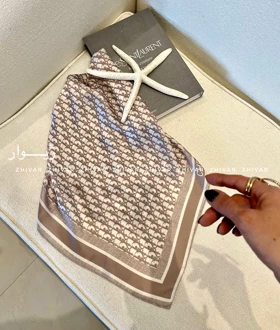 روسری ساتن