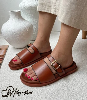 صندل اسلیپر چرم طبیعی زنانه
