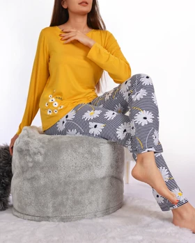 تیشرت و شلوار گلشیفته زنانه