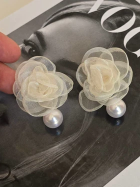 گوشواره زارا گل پارچه ای و مروارید