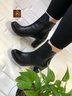 بوت طبی پاشنه‌بلند مجلسی زنانه یامین