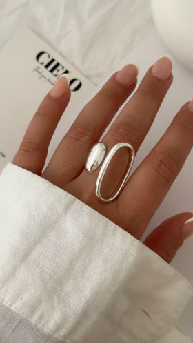 انگشتر بیضی تو خالی