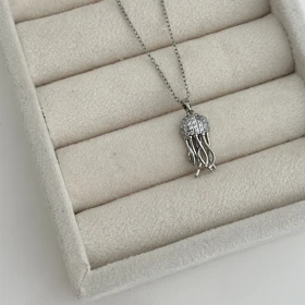 گردنبند زنانه عروس دریایی نگینی کد 892