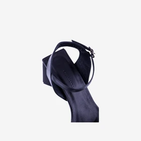 کفش پاشنه‌دار چرم زنانه مشکی
