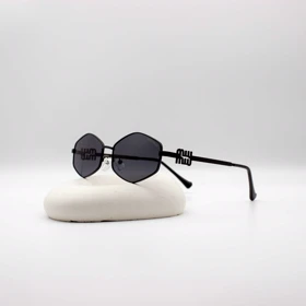 عینک آفتابی زنانه میو میو miu miu مدل 58050