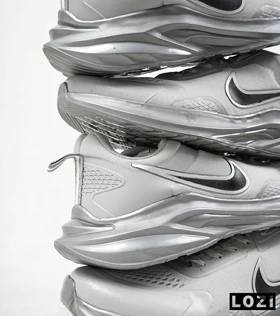 کفش کتانی خاکستری بزرگ پا نایک Nike air zoom pegasus38