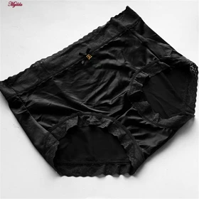 شورت زنانه ساتن مدل لبه گیپوری مشکی کد 4971