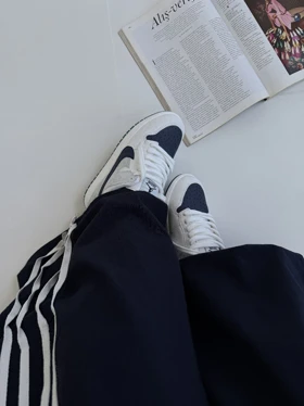 کتانی AIR JORDAN 1