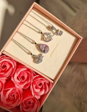 گردنبند استیل فانتزی سفید