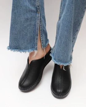 صندل جلوبسته زنانه طبی وینر