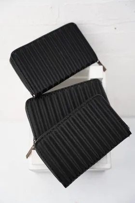 کیف پول زنانه