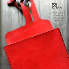 کیف داخل ماشین