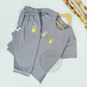 تی‌شرت و شلوارک گلدوزی