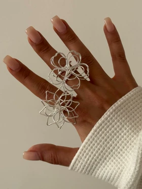 انگشتر وارداتی گل فنری نقره ای