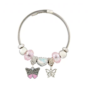 دستبند پاندورا مدل پروانه نگین‌دار