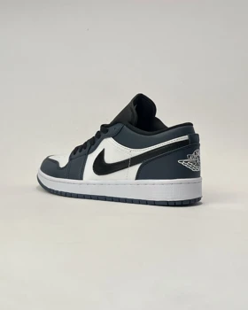 کفش روزمره جردن 1 سفید سرمه مستر