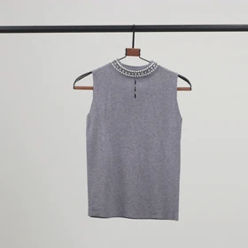 تاپ یقه قلاده مروارید (طوسی)