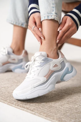 کتانی زنانه داکستورز daxtors