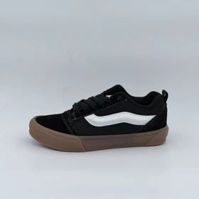 ونس نواسکول مشکی/Vans knuskool black gum