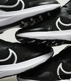 کفش کتانی مردانه مشکی سفید NIKE AIR zoomx