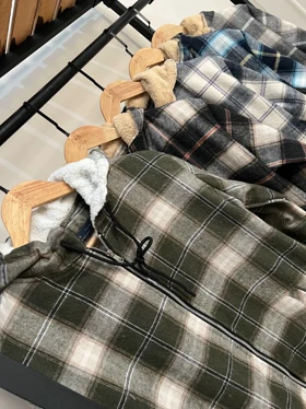 سویشرت چهارخانه کلاهدار 6110