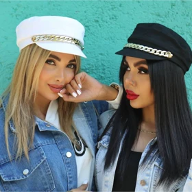 کلاه کاپیتانی کتان با کارتیه طلایی