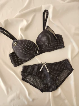 ست سوتین و شورت نخی جکدار فنردار CHANVIEN LEEN کد: 2210