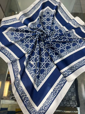 مینی اسکارف دیورخطی