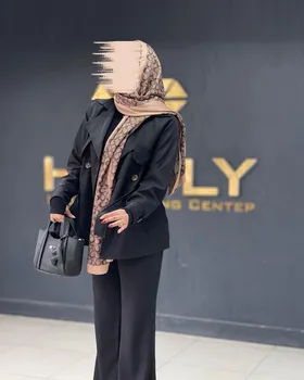 ترنچ کت تی‌سی