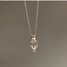 گردنبند صدف مروارید طبیعی عشق وارداتی با باکس گل