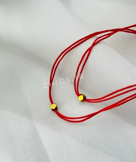 دستبند مکعب رد استرینگ نماد خوش شانسی