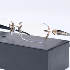 عینک کروم هارتز کد 2924 Chrome Hearts (طلایی)