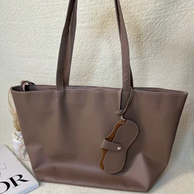 کیف بزرگ زنانه آویز عینک دار کد 2030