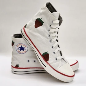 کفش آل استار کاستوم زنانه Strawberry