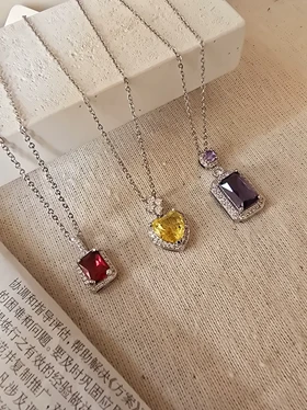 گردنبند جواهری نگین رنگی