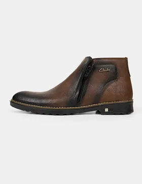 نیم بوت مردانه Clarks
