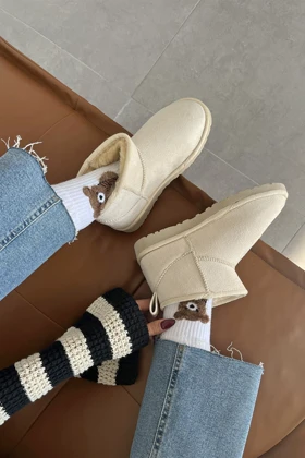 بوت و نیم بوت زنانه استراسونس straswans