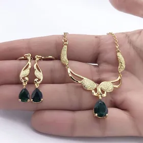 نیم ست جواهری زنانه استیل طلایی 235260310